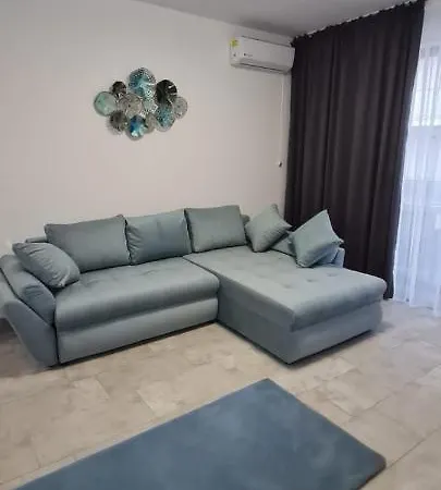 Holidayy Apartments-mamaia Nord Apartment