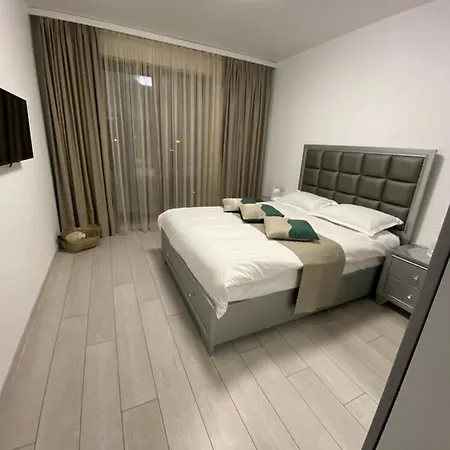 Holidayy Apartments-mamaia Nord Apartment *